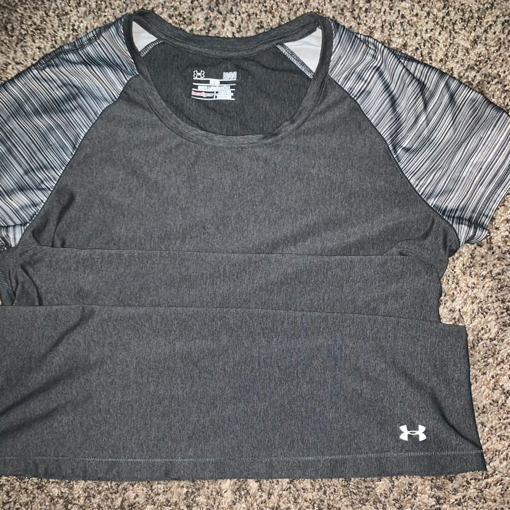 Under Armour workout top 🖤